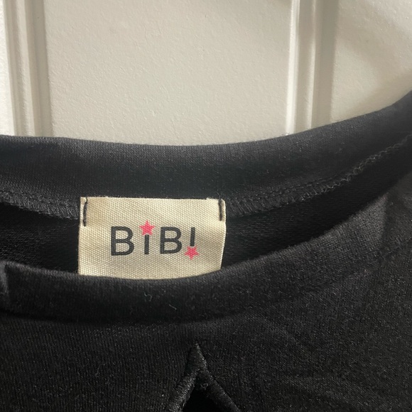 BiBi Star Cutout Short Sleeve T-Shirt, in Black - Picture 4 of 5